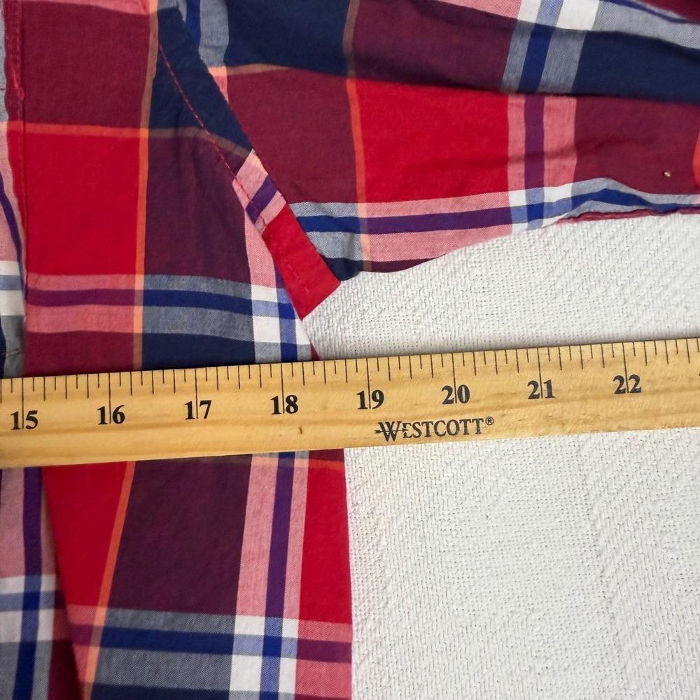 Old Navy Mens Regular Fit Plaid Button Down Shirt Red Navy Blue Medium #1173 - Picture 6 of 7